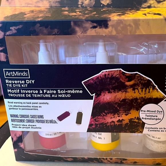 Tie-Dye Bundles and Tie-dye spray! - Picture 2 of 7